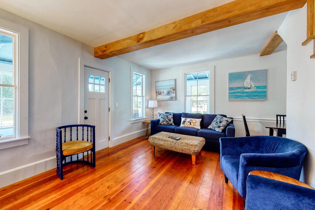 Between The Breezes - thumb 3