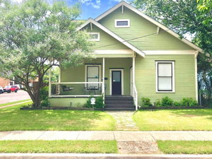 Bishop Arts - Dallas Farmhouse
