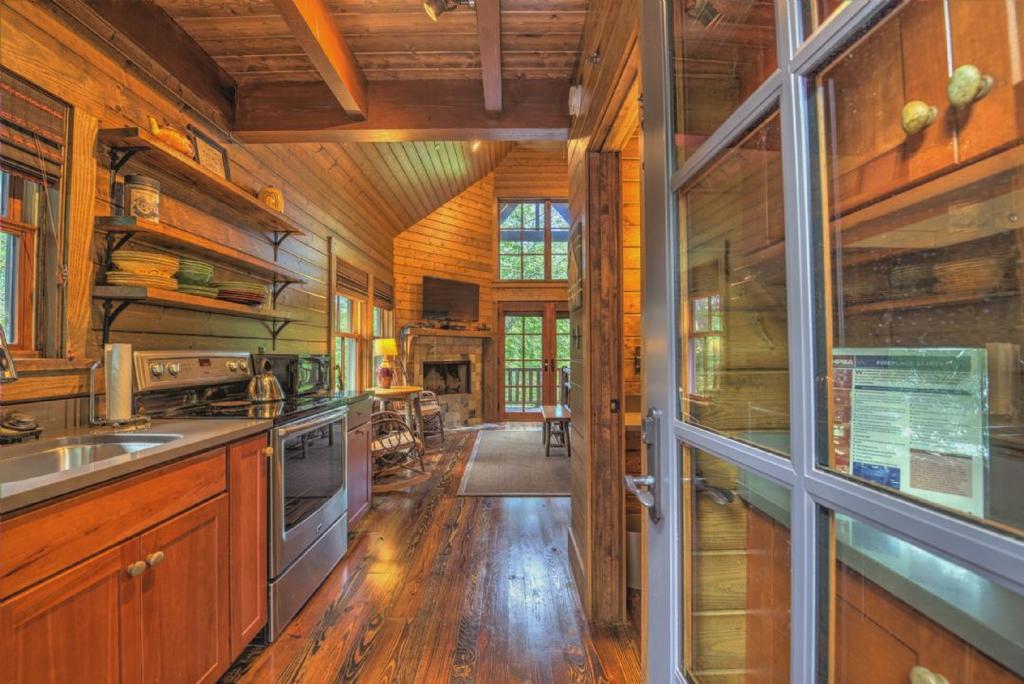 Blue Jay's Perch Cabin - thumb 2