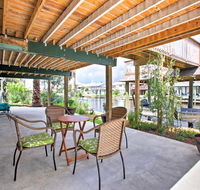 Canalfront Bayou Vista Home with Pool Access  Deck - Accommodation Dallas