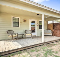 Canyon Lake Cottage with BBQ 1 Mi to Guadalupe River - Accommodation Dallas