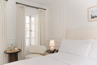 Cara Accommodation Dallas