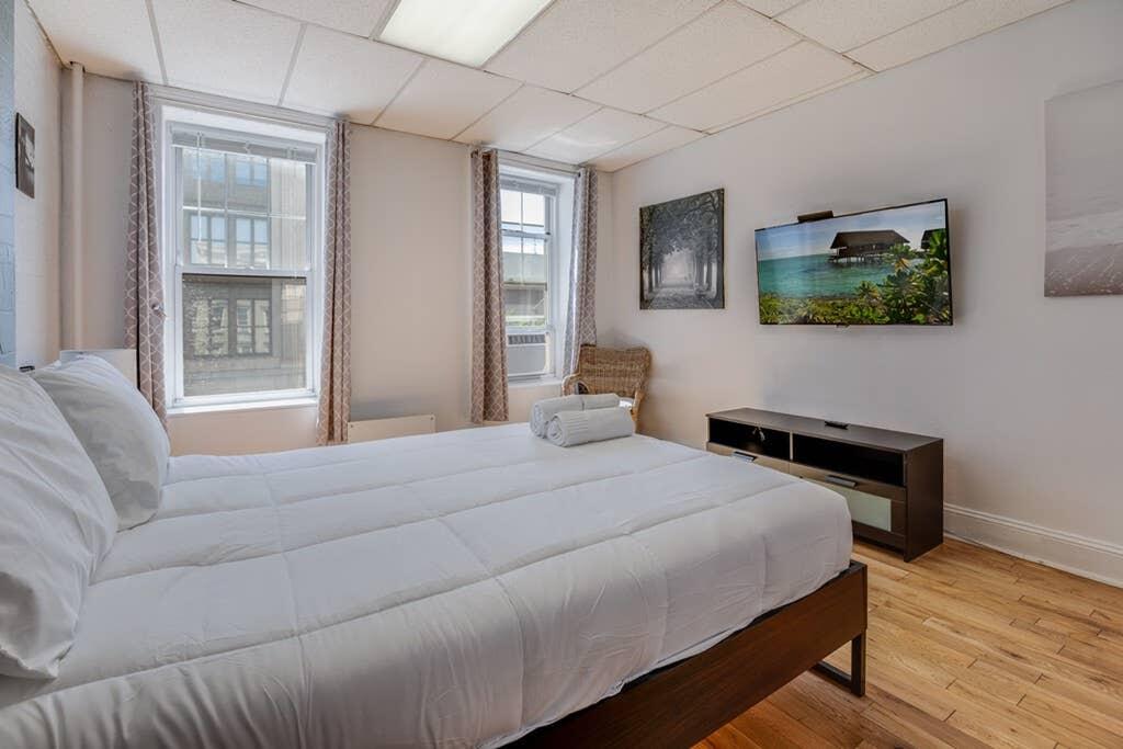 Central & Next To The Path - 10min To NYC - thumb 0