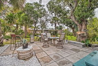Charming Lake Worth Abode with Outdoor Oasis Accommodation Dallas