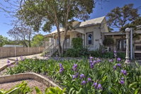 Charming New Braunfels Home with Spacious Deck Accommodation Dallas