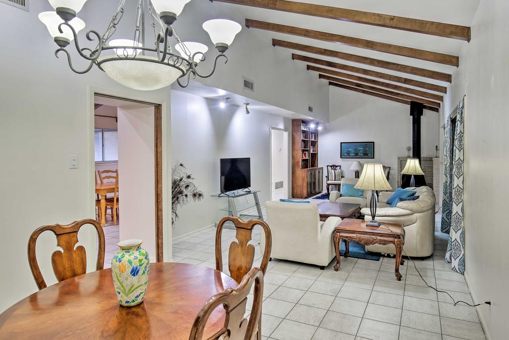 Charming San Antonio Abode   10 Mi To Dwtn - thumb 3