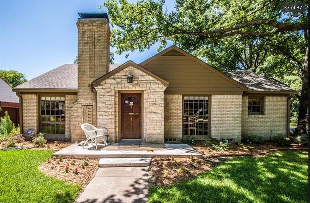 Charming Walkable M-Streets Bungalow
