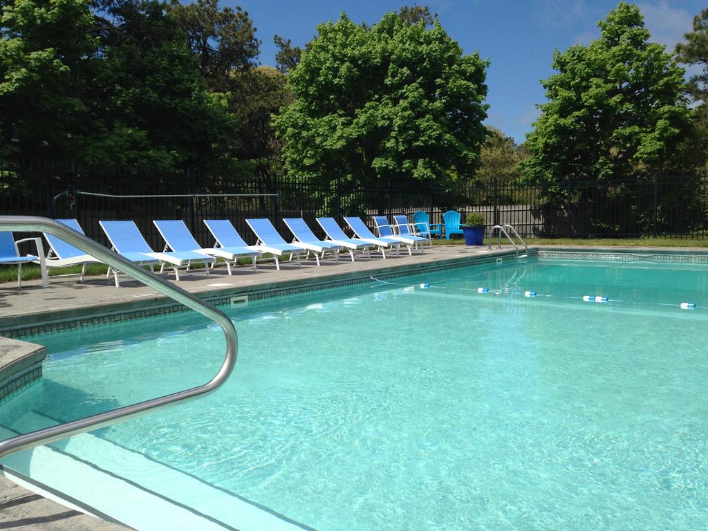 Chatham Seafarer Inn - thumb 0