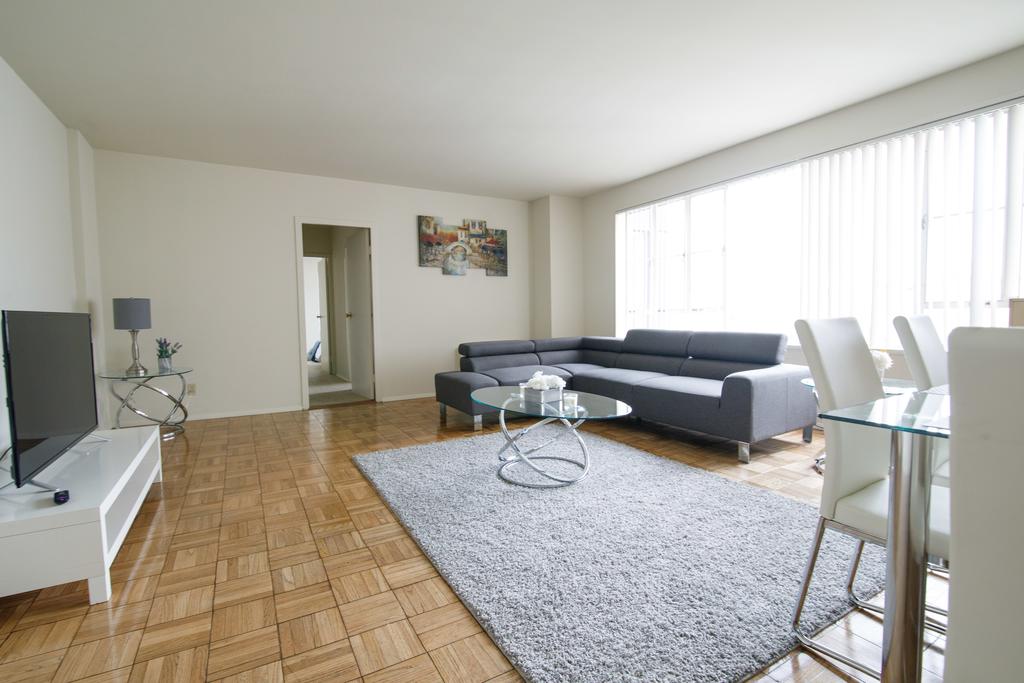 Chill And Relax In West Hollywood - 2BR & 2 BA - thumb 3