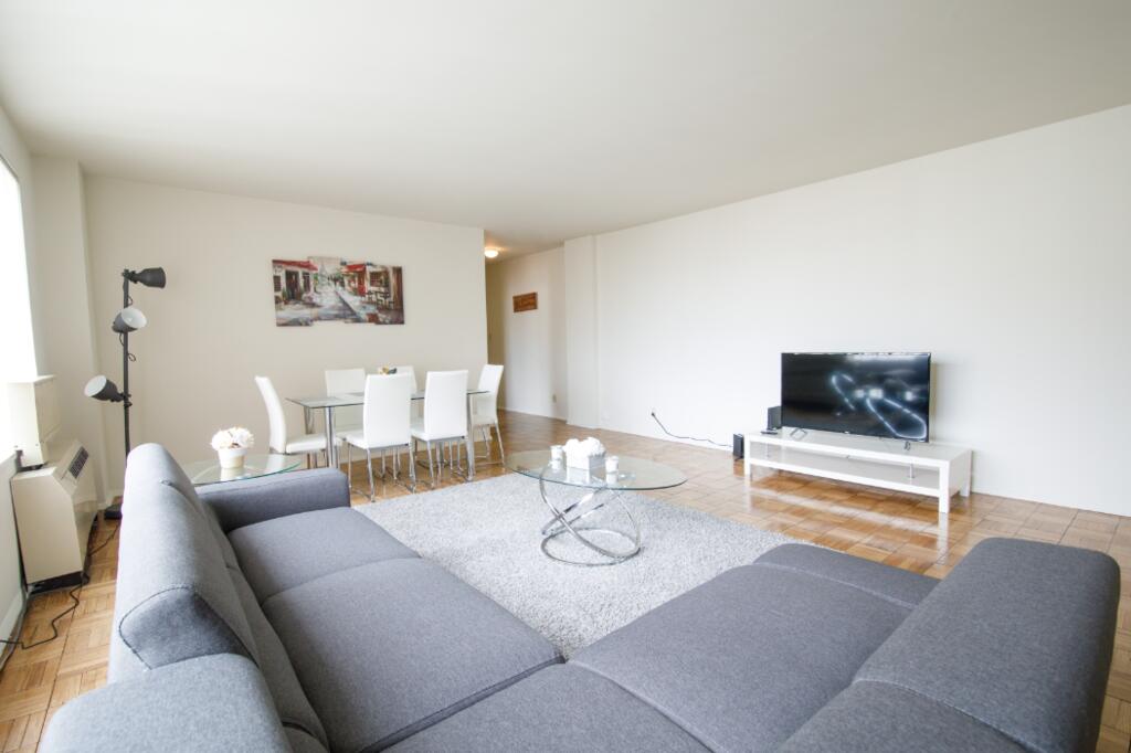 Chill And Relax In West Hollywood - 2BR & 2 BA - thumb 2