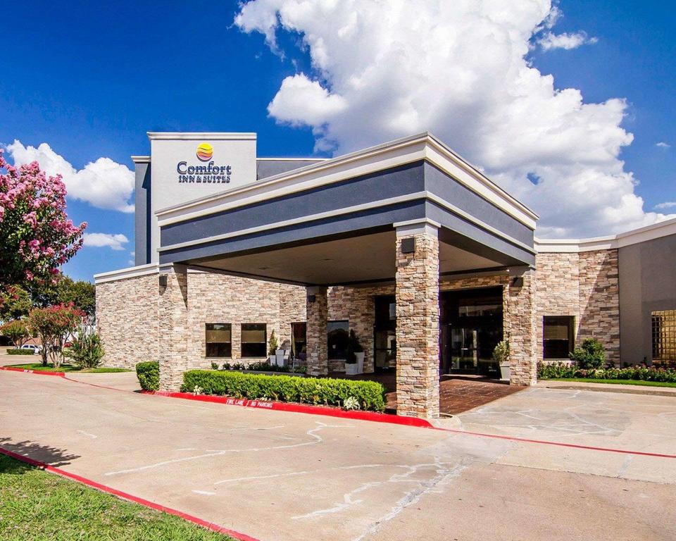 Comfort Inn & Suites Plano East - thumb 0
