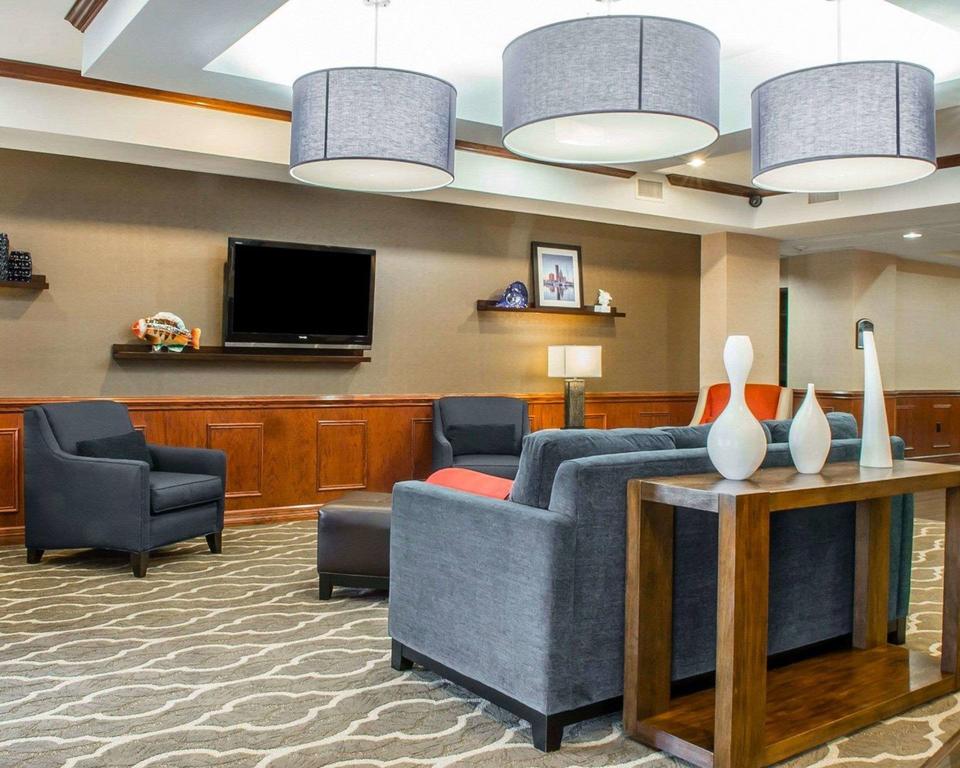 Comfort Suites Near Texas A&M Corpus Christi - thumb 2