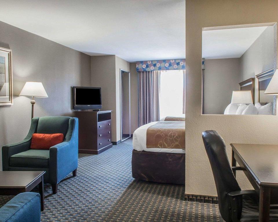 Comfort Suites Near Texas A&M Corpus Christi - thumb 1