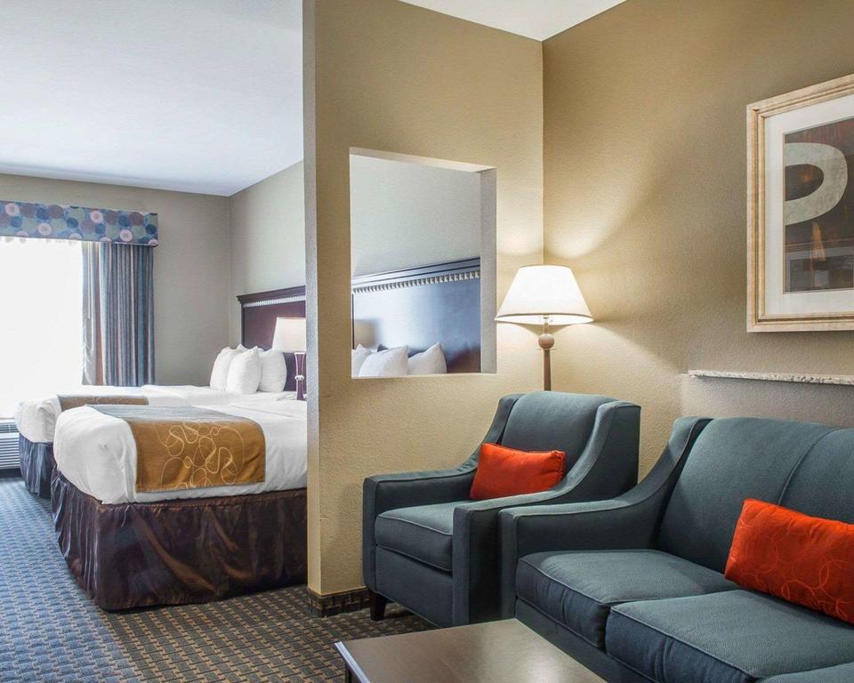 Comfort Suites Near Texas A&M Corpus Christi - thumb 3