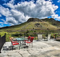 Contemporary Studio Walk to Lava Hot Springs - Accommodation Dallas