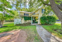Cosmos Corner House Accommodation Dallas