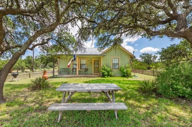 Cottage At Twin Oaks Home - thumb 0