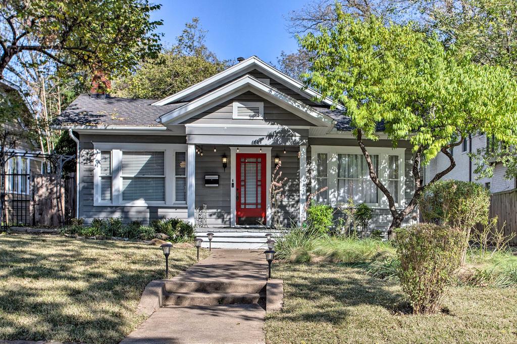 Couples Retreat With Deck Less Than 1 Mi To Lower Greenville! - thumb 2