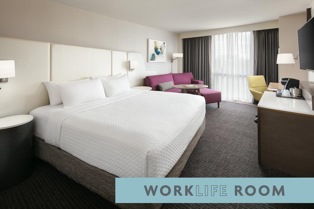 Crowne Plaza Dallas Market Center - thumb 1