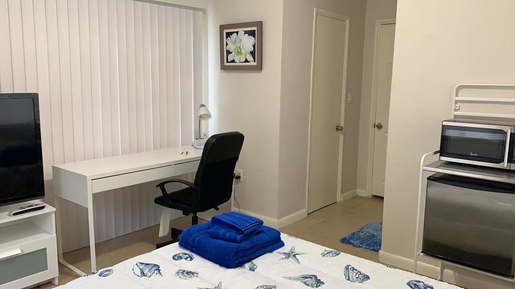 Cute, Cozy Mother-in-law Suite In The Heart Of Miami - thumb 2