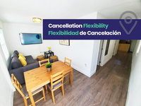 Cute Quiet  Walkable - Free Trolley on Street Accommodation Dallas