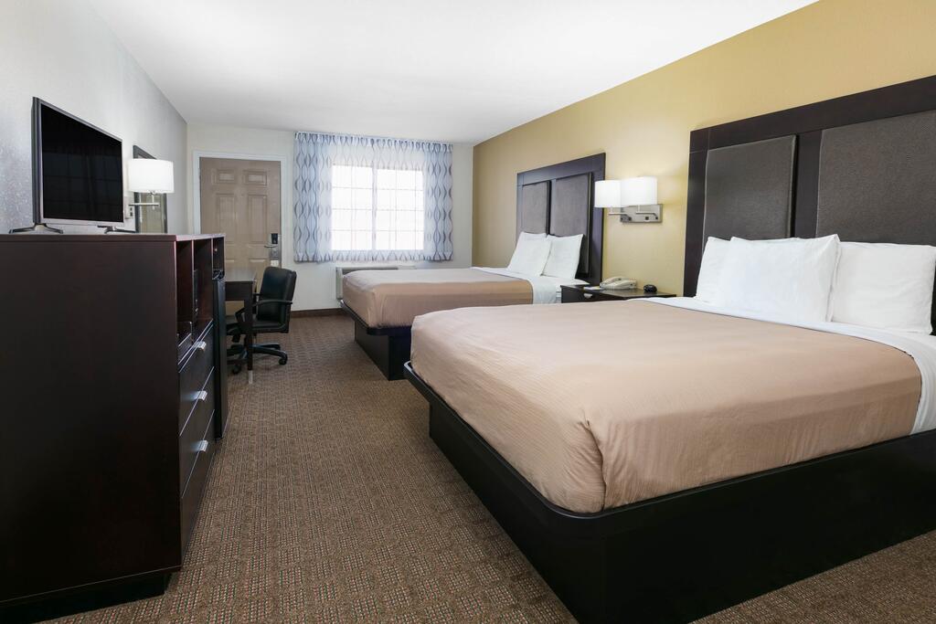 Days Inn By Wyndham Granbury - thumb 2