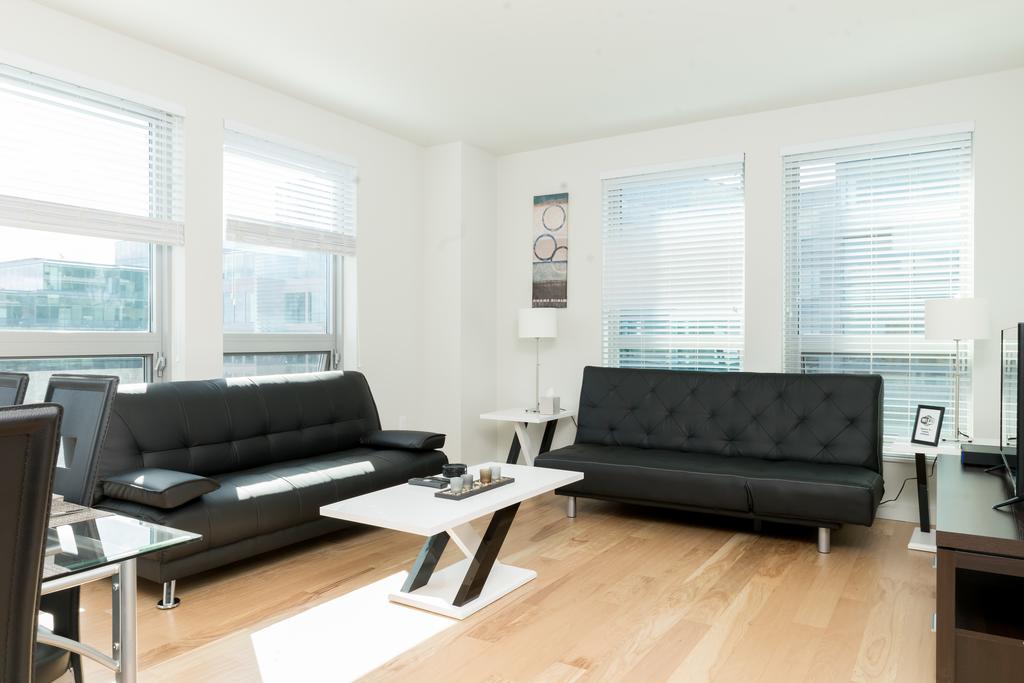 Downtown LA Furnished Apartments - Great Location In Heart Of The City - thumb 1