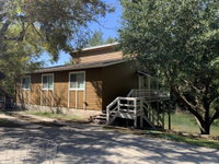Earth Haus Daily Rental 18 Guests Accommodation Dallas