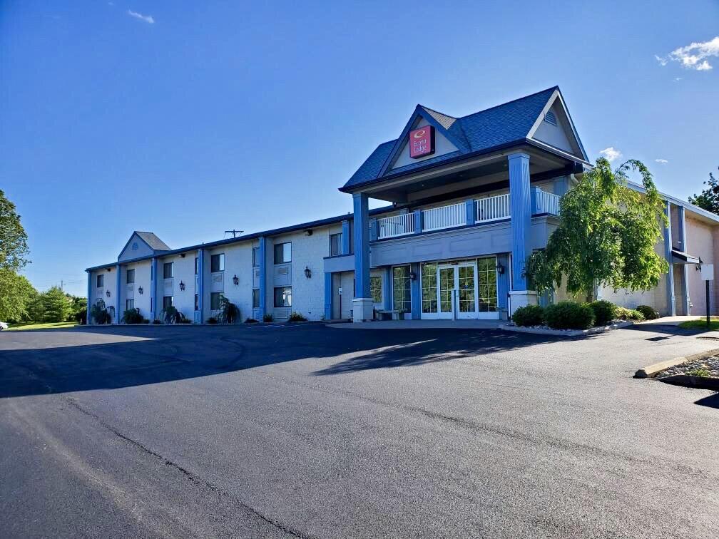 Econo Lodge - thumb 0
