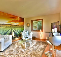 Elegant Suite with Views on 1 Acre - Accommodation Dallas
