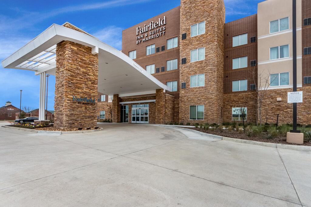 Fairfield Inn & Suites By Marriott Dallas DFW Airport North Coppell Grapevine - thumb 3