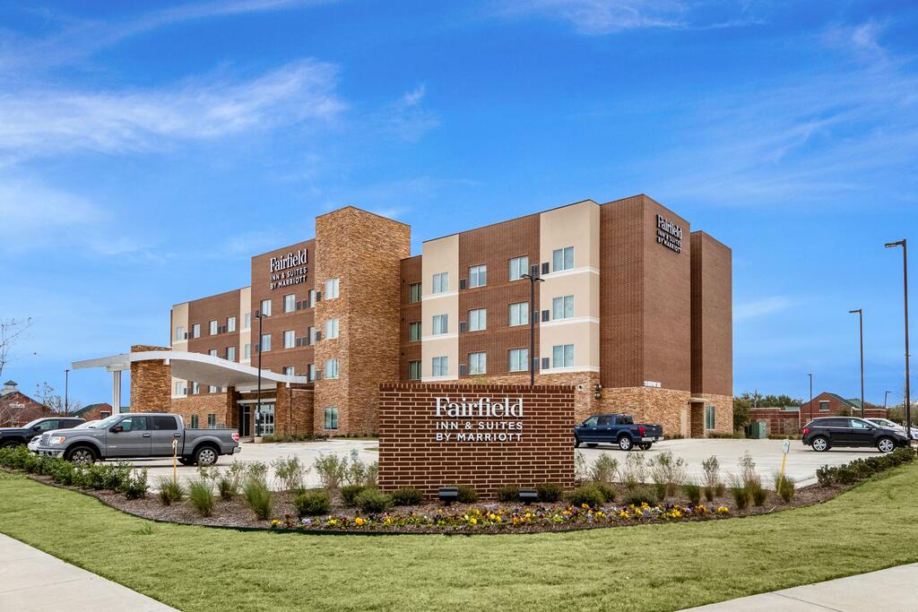 Fairfield Inn & Suites By Marriott Dallas DFW Airport North Coppell Grapevine - thumb 1