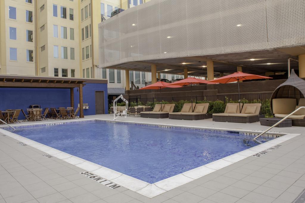 Fairfield Inn & Suites By Marriott Dallas Downtown - thumb 1