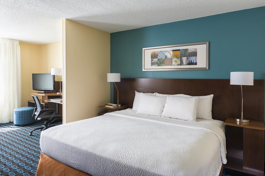 Fairfield Inn & Suites Dallas Park Central - thumb 3