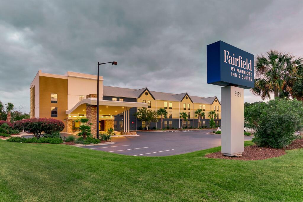 Fairfield Inn & Suites Southport - thumb 0