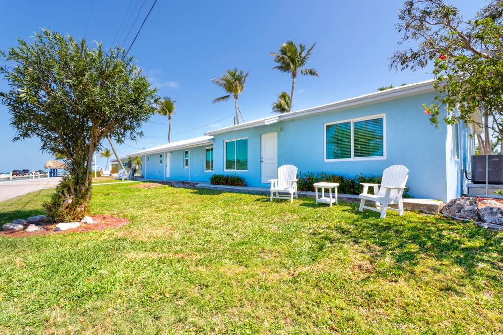 Fiesta Key RV Resort Standard ADA Room 2 - thumb 0