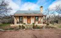 Firefly Guesthouse Home Accommodation Dallas