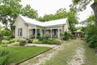 Forget Me Not Accommodation Dallas