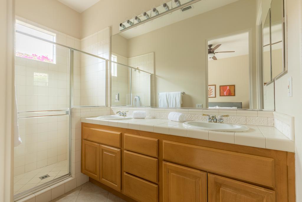 Fowler By AvantStay LIC-065,889 - thumb 1