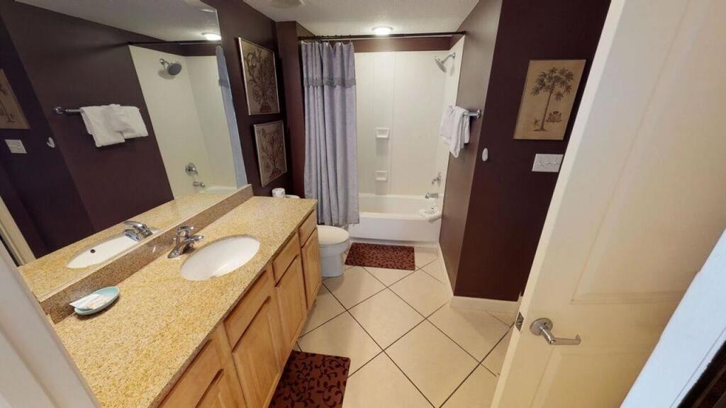 Grand View East 703 - thumb 2