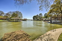 Gun Barrel City Cottage with Boat House and Deck Accommodation Dallas