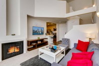 H2 -NEW Gorgeous Downtown San Diego 1 Bedroom  Upstairs Bedroom Loft Accommodation Dallas