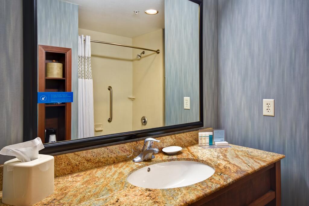 Hampton Inn & Suites Folsom - thumb 1