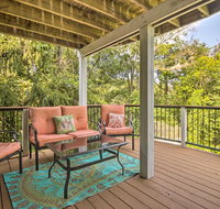 Harpers Ferry Apt. w/ Pool Hot Tub  Tiki Bar - Accommodation Dallas