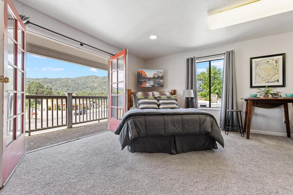 High Sierra Hideout- Yosemite & Bass Lake Getaway - thumb 1