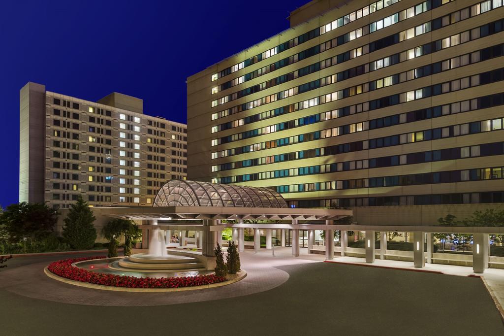 Hilton New York JFK Airport Hotel - thumb 0