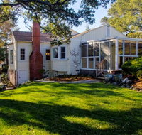 Historic 2BR Petaluma House - Accommodation Dallas