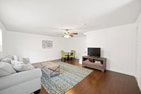 Historic Beach Escape - Entire Apartment D Accommodation Dallas