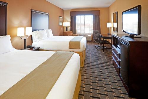 Holiday Inn Express Hotel & Suites Dallas Central Market Center - thumb 3