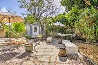 Home with Volleyball Court - Near Lake Worth Beach Accommodation Dallas